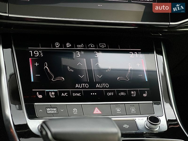 Внедорожник / Кроссовер Audi Q8 2018 в Львове