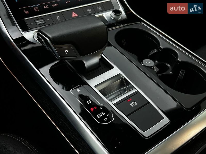 Внедорожник / Кроссовер Audi Q8 2018 в Львове
