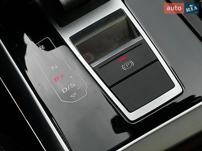 Внедорожник / Кроссовер Audi Q8 2018 в Львове