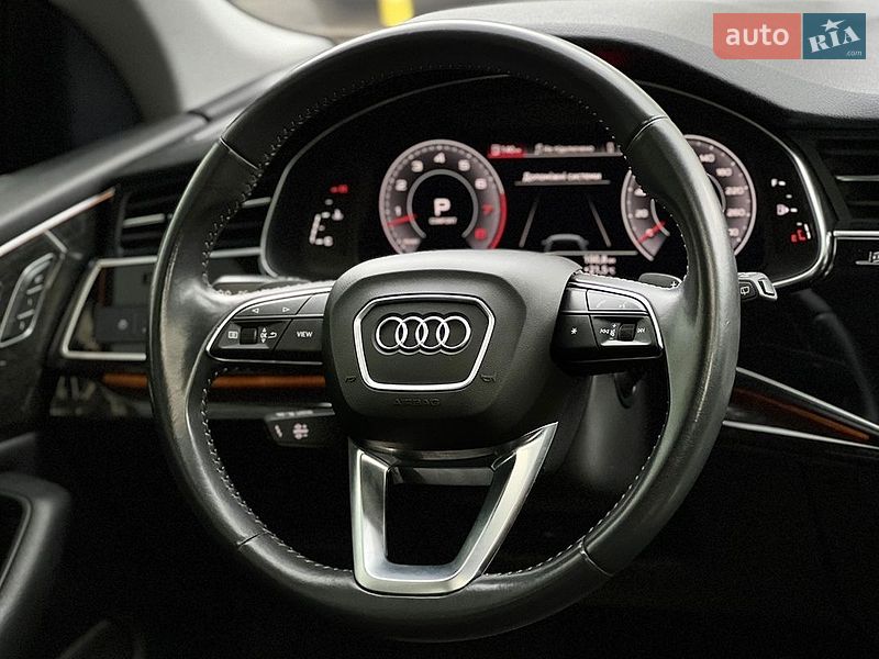 Внедорожник / Кроссовер Audi Q8 2018 в Львове
