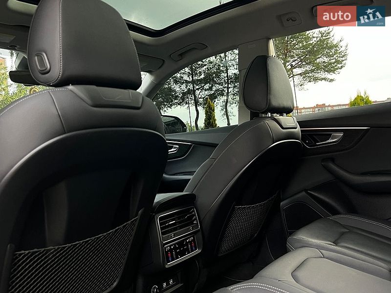 Внедорожник / Кроссовер Audi Q8 2018 в Львове