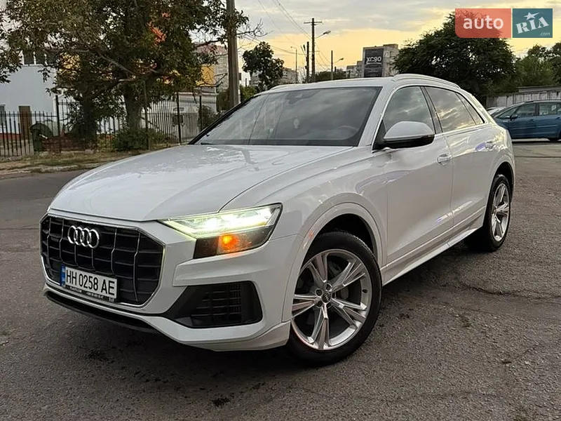Audi Q8