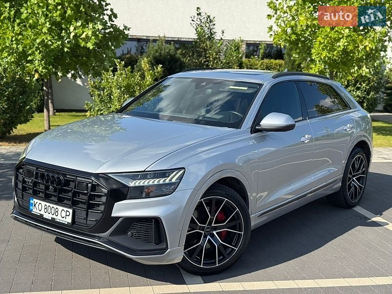 Внедорожник / Кроссовер Audi Q8 2019 в Мукачево