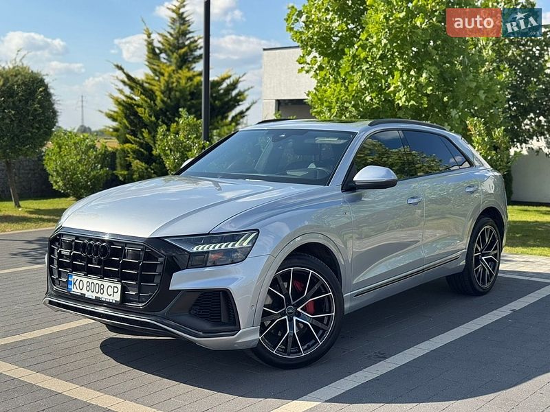 Внедорожник / Кроссовер Audi Q8 2019 в Мукачево