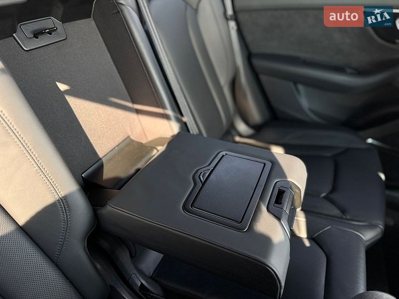 Внедорожник / Кроссовер Audi Q8 2019 в Мукачево