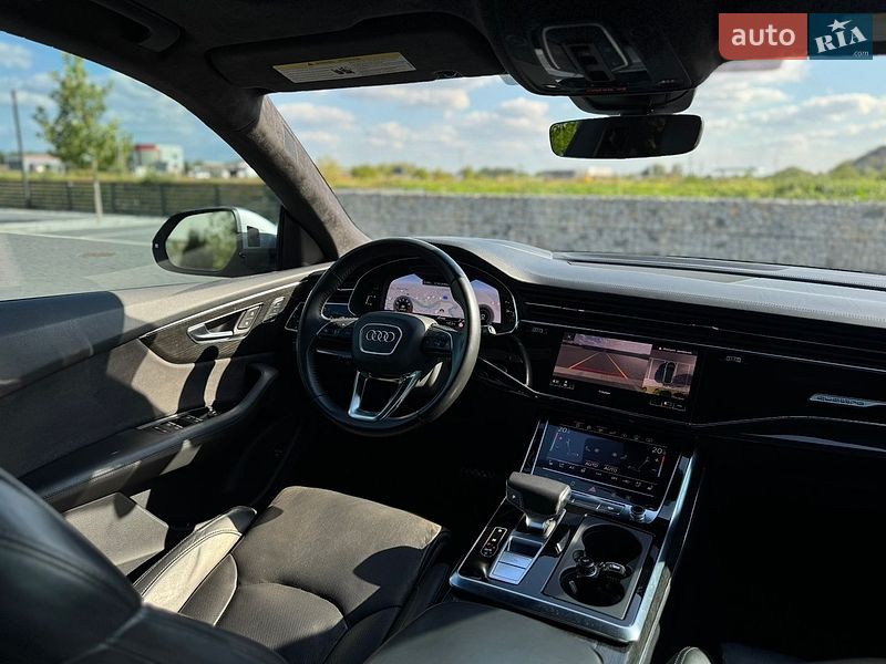 Внедорожник / Кроссовер Audi Q8 2019 в Мукачево