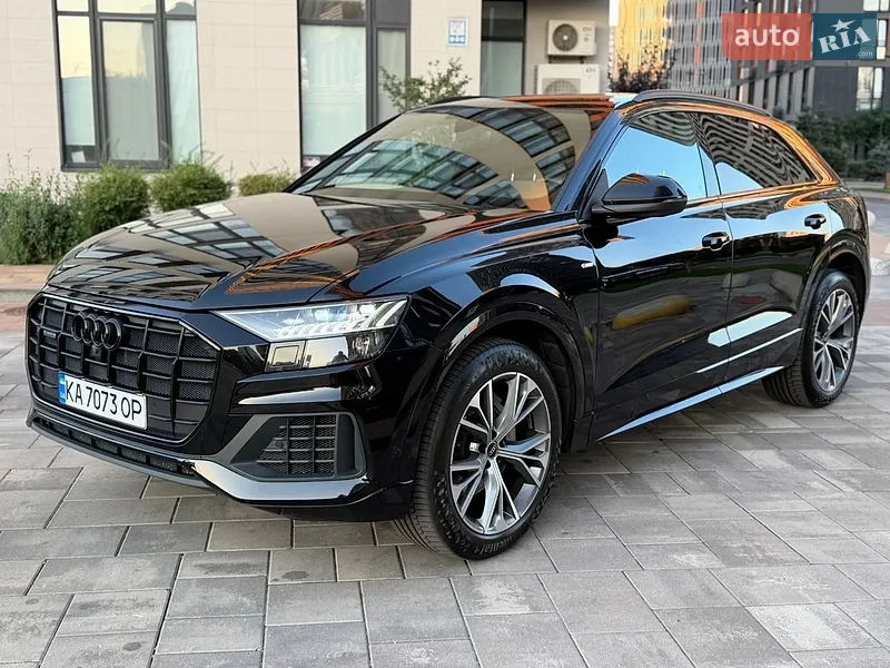 Audi Q8