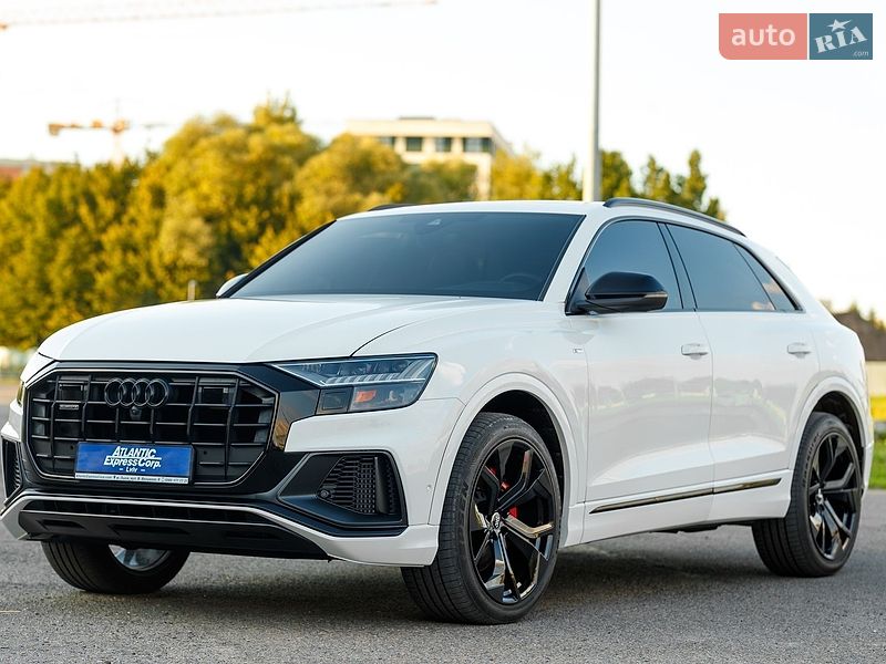 Audi Q8 2021