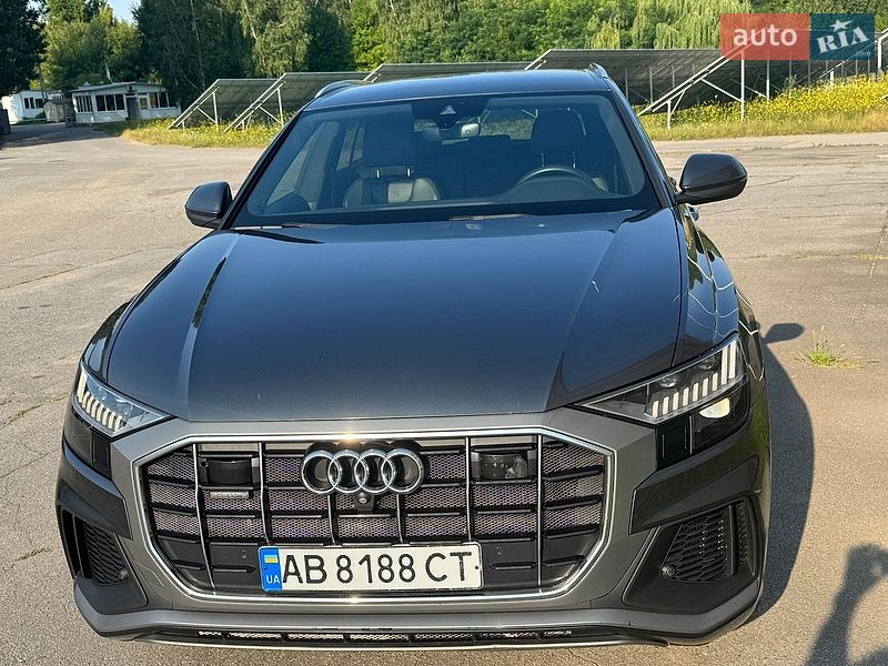 Audi Q8