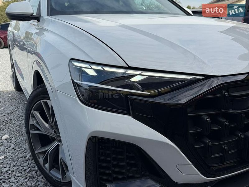 Позашляховик / Кросовер Audi Q8 2022 в Стрию