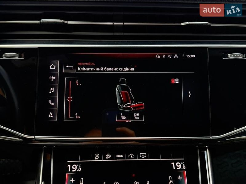 Позашляховик / Кросовер Audi Q8 2022 в Стрию