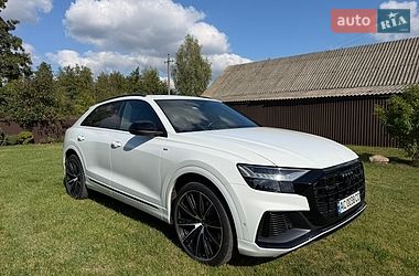 Позашляховик / Кросовер Audi Q8 2021 в Львові