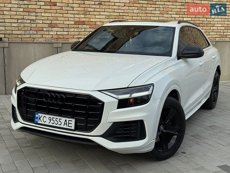 Audi Q8