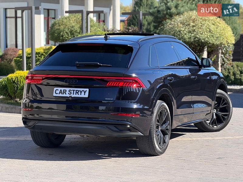 Внедорожник / Кроссовер Audi Q8 2021 в Стрые