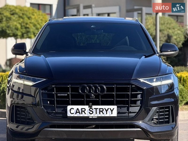 Внедорожник / Кроссовер Audi Q8 2021 в Стрые