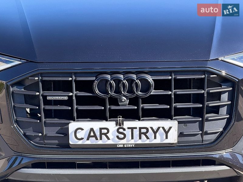 Внедорожник / Кроссовер Audi Q8 2021 в Стрые