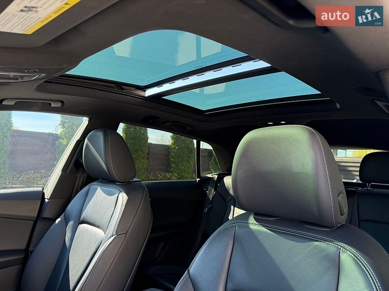 Внедорожник / Кроссовер Audi Q8 2021 в Стрые