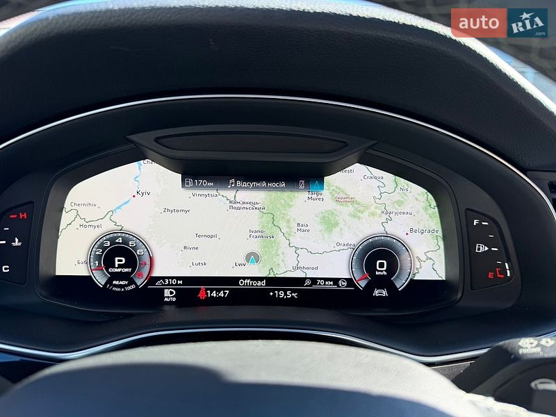 Внедорожник / Кроссовер Audi Q8 2021 в Стрые