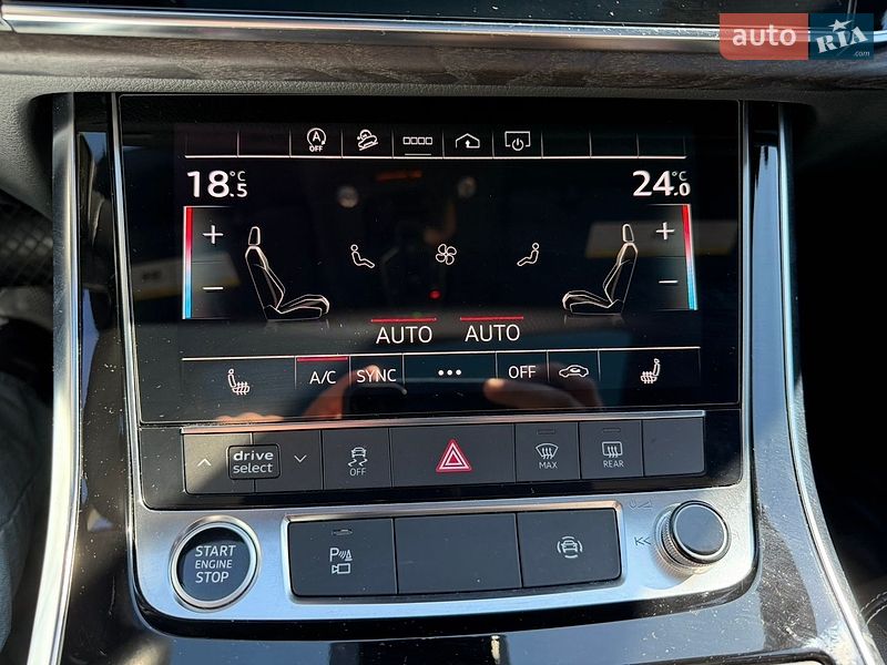 Внедорожник / Кроссовер Audi Q8 2021 в Стрые
