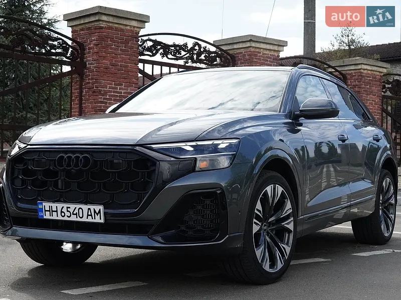 Audi Q8