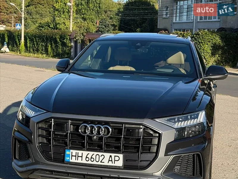 Audi Q8 2020