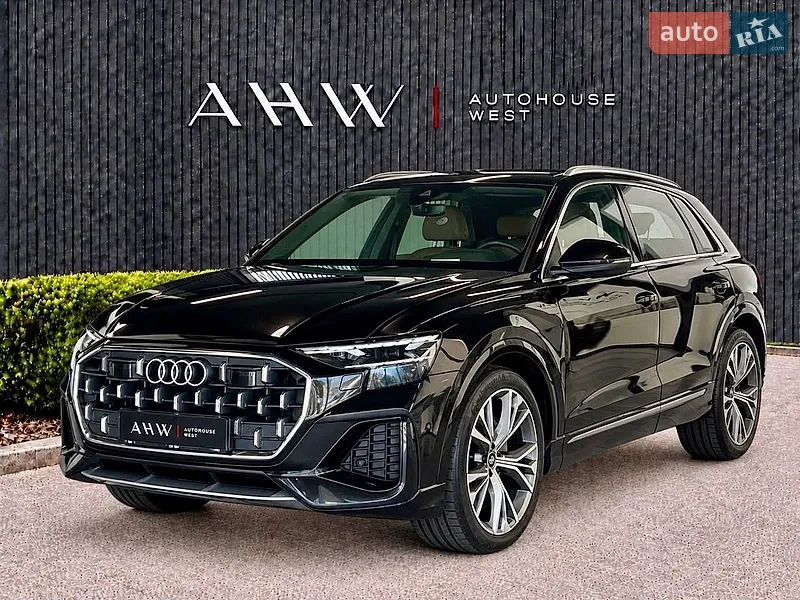 Audi Q8
