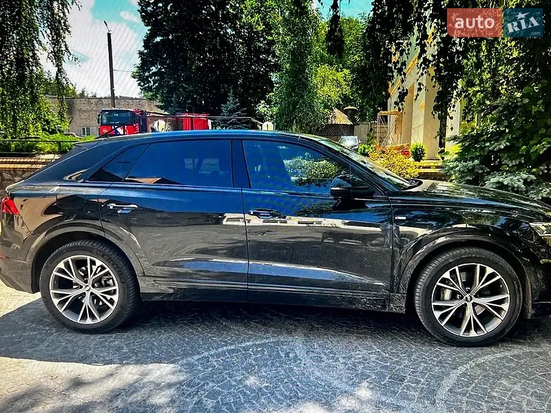 Audi Q8 2024