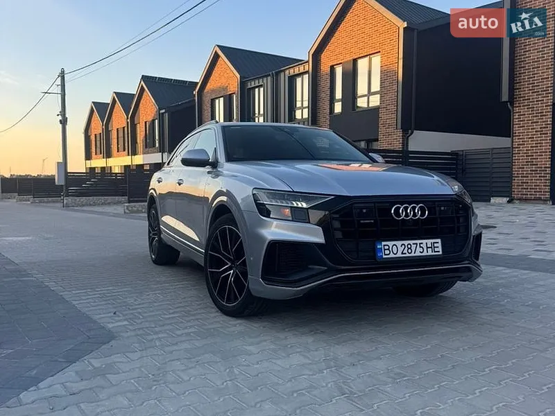 Audi Q8 2021