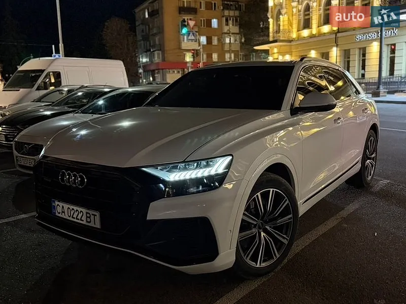 Audi Q8 2020