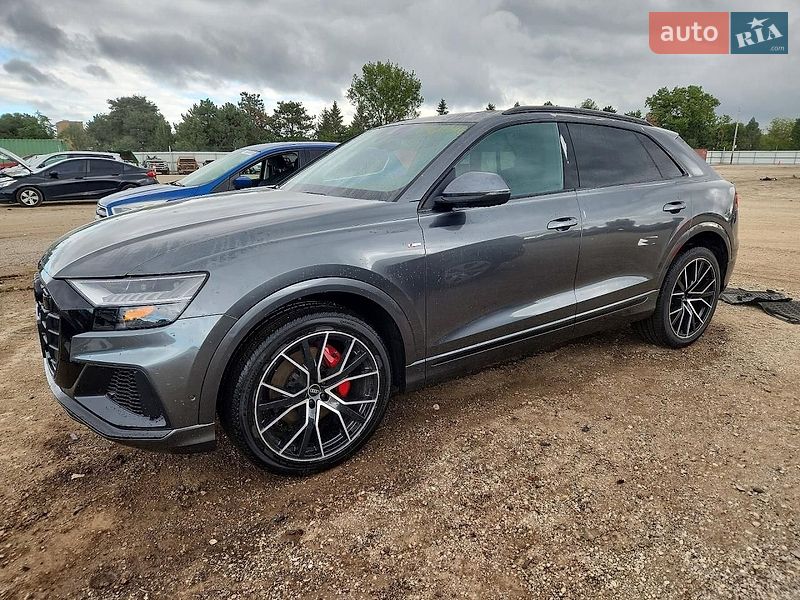 Позашляховик / Кросовер Audi Q8 2021 в Києві