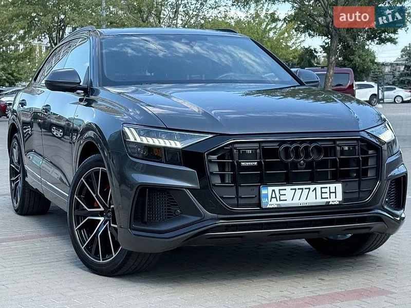 Audi Q8