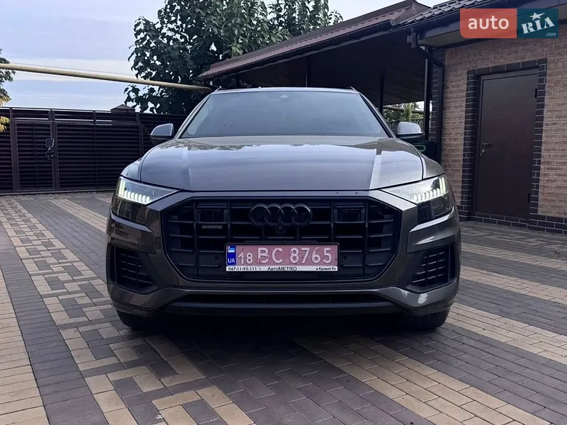 Audi Q8