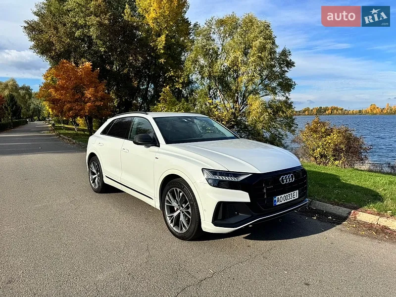 Audi Q8