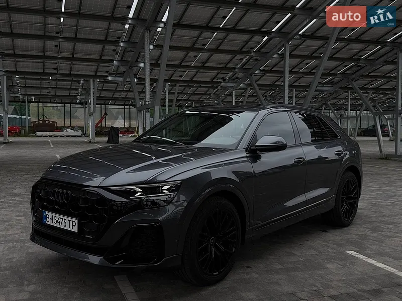 Audi Q8