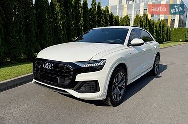 Audi Q8 2021