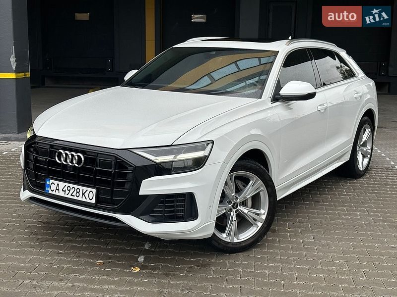 Audi Q8 2021