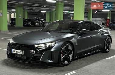 Audi RS e-tron GT  2021