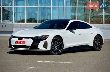 Audi RS e-tron GT  2024