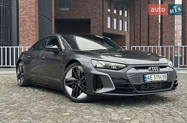 Audi RS e-tron GT  2023