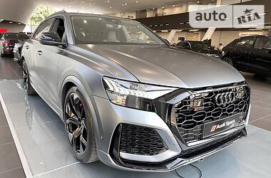 Audi RS Q8  2021