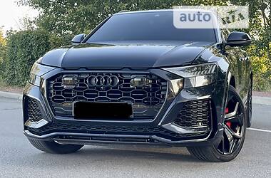 Audi RS Q8  2022