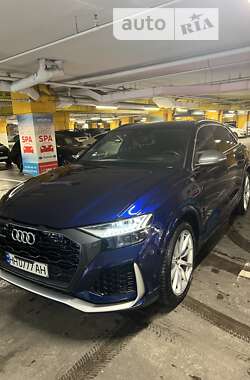 Audi RS Q8  2021