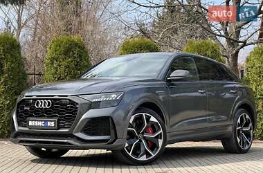 Audi RS Q8  2021