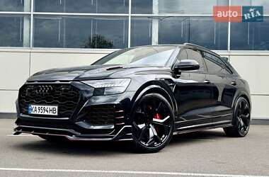 Audi RS Q8  2020