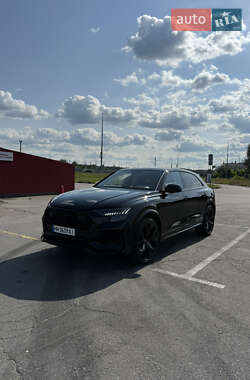 Audi RS Q8  2020