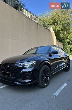 Audi RS Q8  2021