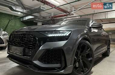 Audi RS Q8  2020