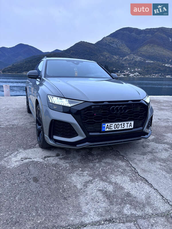 Audi RS Q8