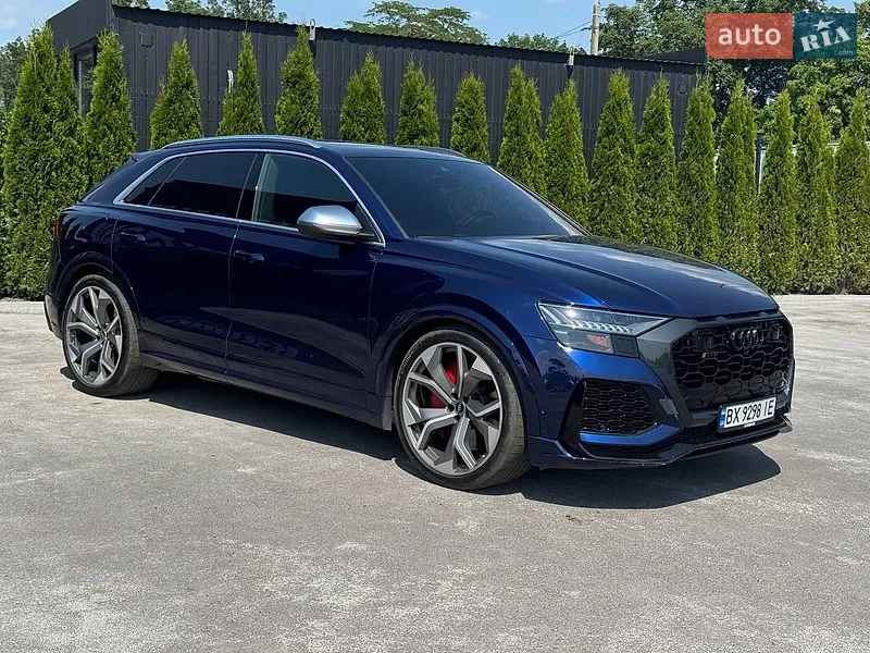 Audi RS Q8