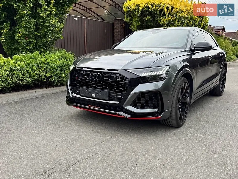 Audi RS Q8